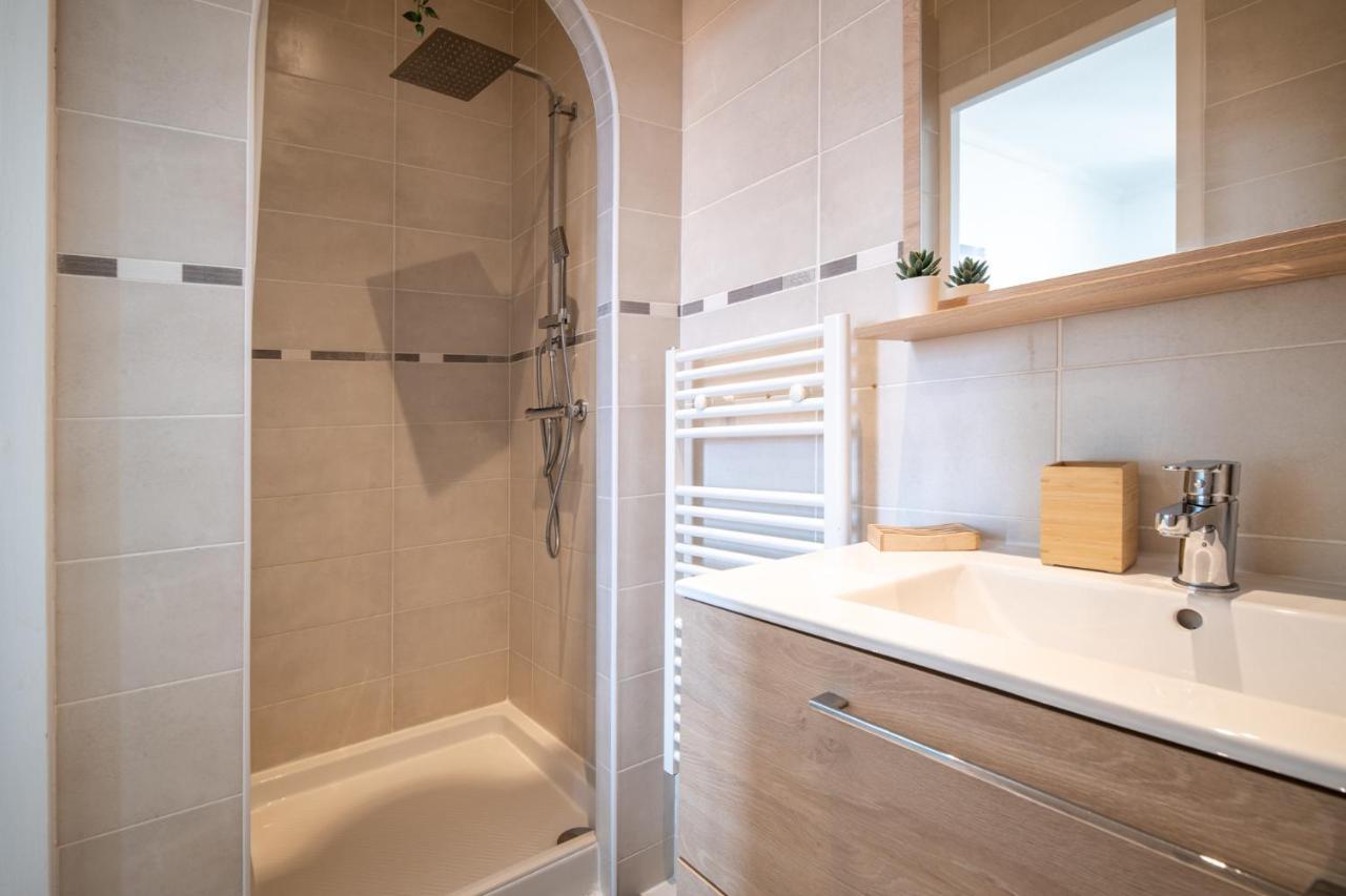 Private Independant Flat - Lourdes City Center - 2 Balconies ภายนอก รูปภาพ
